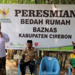 Baznas Kabupaten Cirebon Bantu Bangun Rutilahu Warga Pamengkang