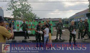 Berbagi Untuk Sesama, Satgas Yonarhanud 3/YBY Bagikan Takjil