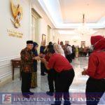 Wapres Lakukan Halal Bihalal dengan Keluarga Besar Setwapres