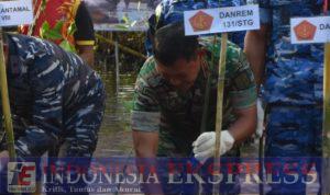 Danrem 131/Santiago Ikuti Puncak Penanaman Mangrove Nasional