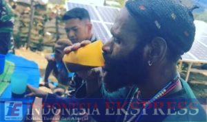 Satgas Mobile 330 Ajarkan Warga Intan Jaya, Olah Biji Kopi Jadi Produk Siap Konsumsi, Kenalkan Kopi Titigi – “Dari Papua, Citarasa Kelas Dunia”