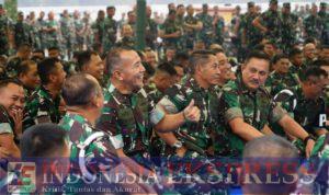 Hadiri Apel Dansat TNI AD Semester II TA 2023, Pangdam XIV/Hsn Akan Segera Tindaklanjuti Penekanan Pimpinan TNI AD