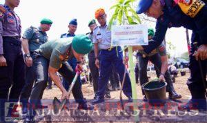 Penanaman Secara Serentak 10 Juta Pohon Bersama Polri, Pangdam XIV/Hsn Ajak Masyarakat Ikut Berkontribusi Hijaukan Sulsel