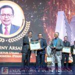Direktur Utama SIG, Donny Arsal Raih The Best CEO pada Ajang Top BUMN Awards 2023
