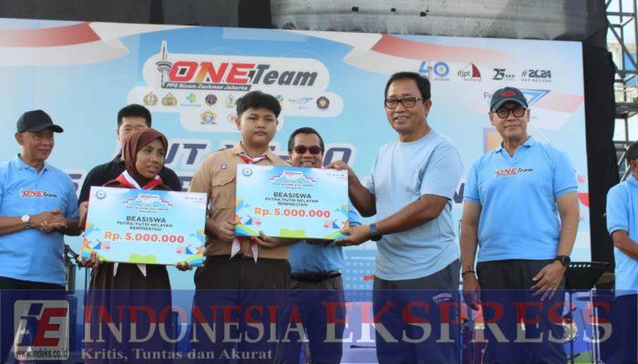 PT Perikanan Indonesia bersama Stakeholder Perikanan Salurkan Beasiswa ke Anak Nelayan Berprestasi