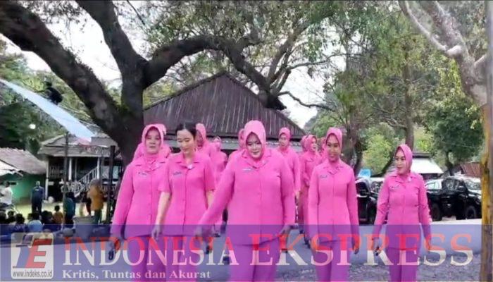 Bhayangkari Cabang Konawe Utara Menggelar Taman Baca Keliling Menjelang Hari Kesatuan Gerak Bhayangkari Ke-72 Tahun 2024