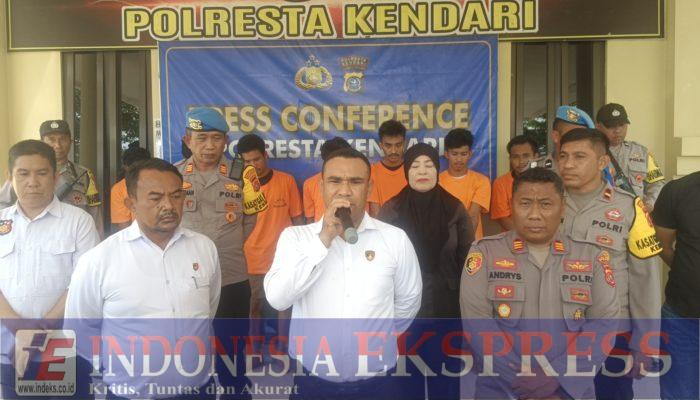 Polisi Tangkap Tujuh Orang Pelaku Pencurian Alat Kelengkapan Gerbang Wisata Toronipa