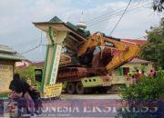 Laka Lantas di Kolaka, Anak Balita Tewas Tertimpa Runtuhan Pintu Gerbang Pondok Pesantren