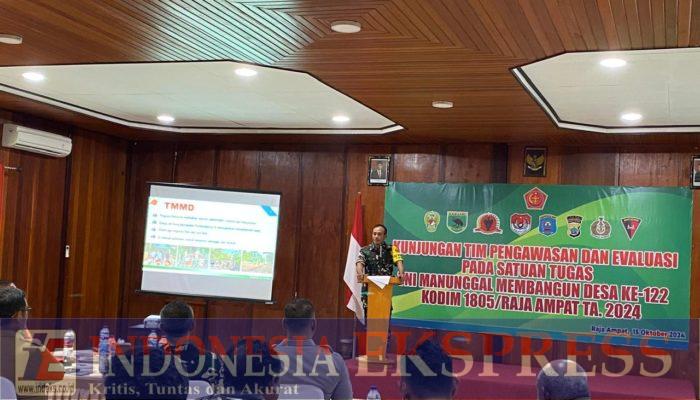 Kunjungan Tim Wasev Pusterad Mabesad pada Program TMMD Ke-122 Kodim 1805/Raja Ampat di Kampung Saporkren, Distrik Waigeo Selatan