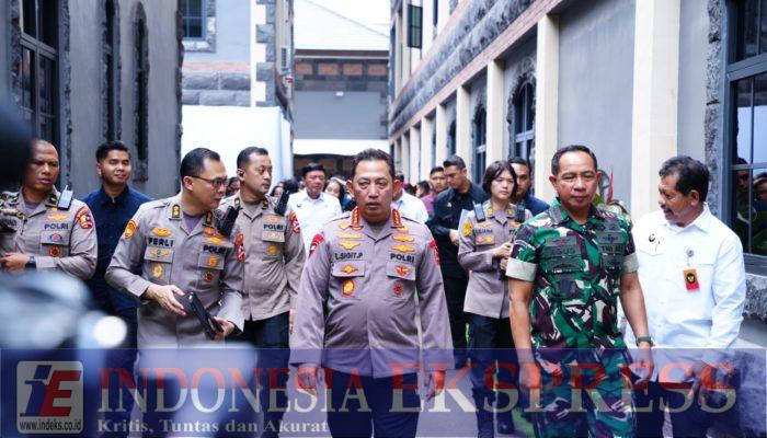 Panglima TNI Dampingi Menkopolkam Monitoring Pilkada Serentak Tahun 2024