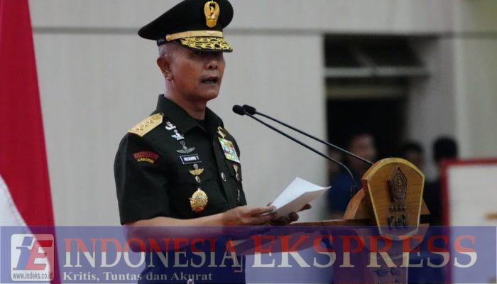 Kasum TNI Terima Laporan Korps Kenaikan Pangkat 97 Perwira Tinggi TNI dan Pimpin Sertijab Jajaran Balakpus Mabes TNI