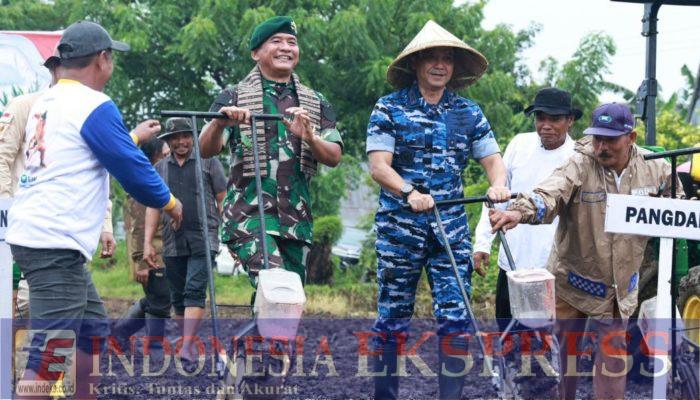 Pangkoopsud II Laksanakan Penanaman Jagung 1 Juta Hektar Serentak  Dukung Swasembada Pangan 2025