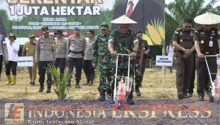 Danrem 143/HO Laksanakan Penanaman Jagung 1 Juta Hektar Serentak  Dukung Swasembada Pangan 2025