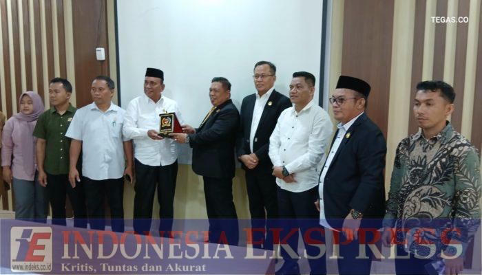 Anggota DPRD Touna Studi Banding ke DPRD Sultra