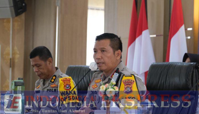 Ditlantas Polda Sultra Bersama Bid Propam Berikan Pelatihan Keselamatan Berkendara Kepada Personel