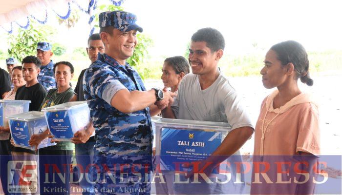 PANGKOOPSUD II DAMPINGI KASAU TERIMA HIBAH TANAH DARI PEMKAB SUMBA TIMUR DAN LEMBATA