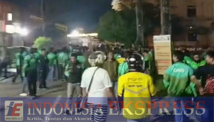 Ratusan Motor Ojol Mogok, Ramai-Ramai Lapor ke Polresta Kendari?