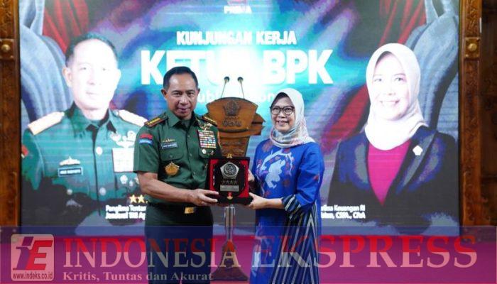 Perkuat Sinergitas, Panglima TNI Terima Kunjungan Ketua BPK RI di Mabes TNI