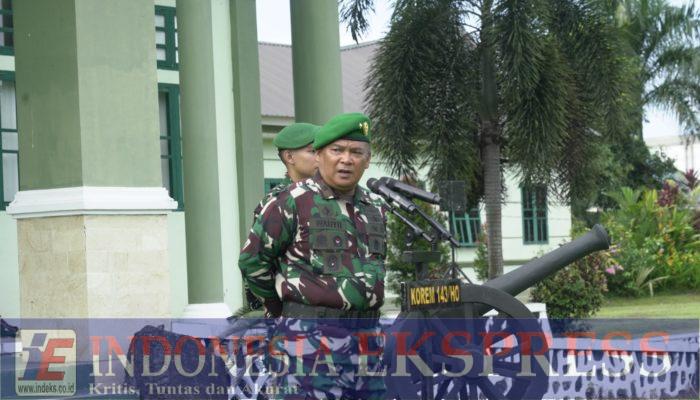 Pimpin Upacara Wisuda Purna Wira, Danrem 143/HO: Terima Kasih atas Dedikasi dan Pengabdian