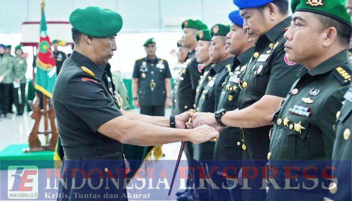 Pangdam XIV/Hsn Pimpin Sertijab Lima Pejabat Kodam