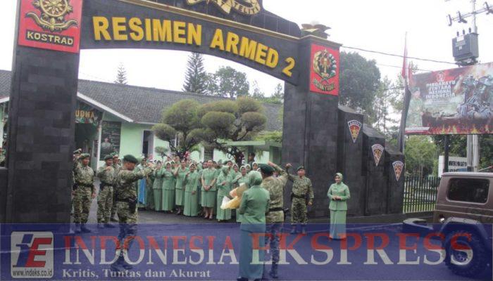Suasana Haru Iringi Pelepasan Komandan Resimen Armed 2 Putra Yudha Kostrad