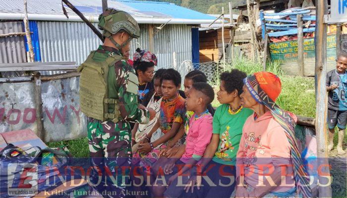 Satgas TNI: Hadir Tak Sekadar Menjaga, Tapi Juga Menyentuh Hati Mama-Mama Papua