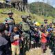Satgas TNI Tebar Harapan di Tanah Wombru: Langkah Kecil untuk Masa Depan Anak Papua