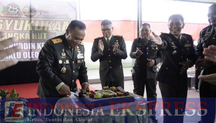 Danrem 143/HO Pimpin Acara Syukuran HUT Kodam XIV/Hasanuddin ke-68 dan HUT Korem 143/HO Ke-65