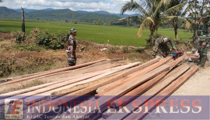 Material Kayu Mulai Didistribusikan untuk Pembangunan Jembatan TMMD 125 Kodim 1417/Kendari