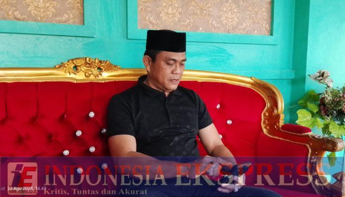 Legislator yang Bermasyarakat, Duduk Santai Menunggu Teman Karibnya