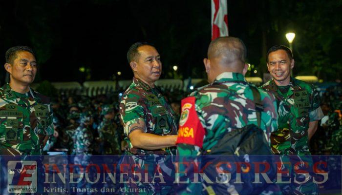 Panglima TNI Melariskan UMKM Berbaur Makan Malam Bersama Prajurit