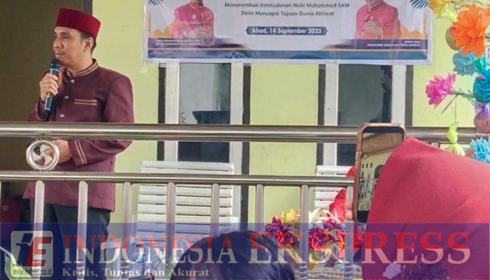 Nuansa Pinisi dan Pohon Telur Warnai Peringatan Maulid Nabi Karaengta Kota Baubau