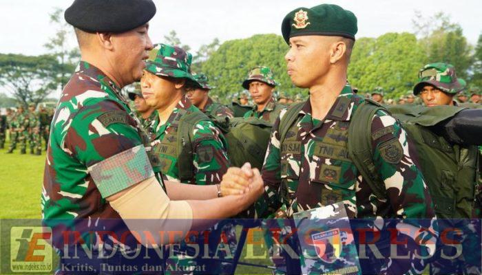 Kostrad Bergerak: Membawa Harapan Dan Senyum Baru Untuk Aceh