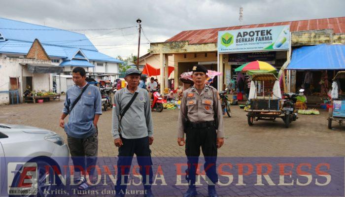 Bhabinkamtibmas Polres Soppeng Intensifkan Pengamanan Pasar Batu-Batu, Pastikan Stok dan Stabilitas Harga Selama Ramadhan
