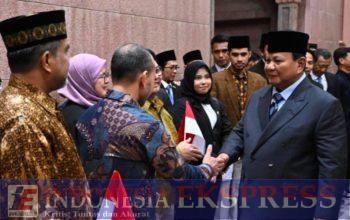 Kehangatan di Bulan Ramadan, Diaspora Indonesia Sambut Kedatangan Presiden Prabowo di Abu Dhabi