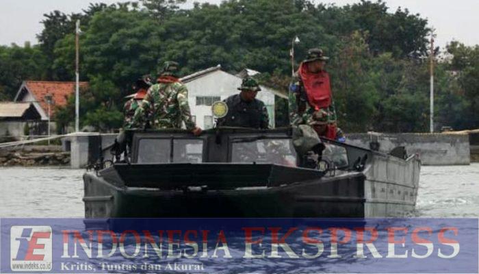 Prajurit Ksatria Perkasa TNI AL Tingkatkan Kemampuan Mengemudi Aspek Laut