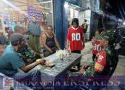 Babinsa Koramil Lainea Gelar Patroli Bersama, Perkuat Keamanan dan Cegah Hoaks di Kolono Timur