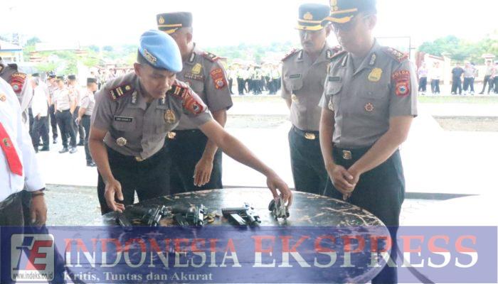 SiPropam dan Bag Log Polres Soppeng Periksa Senpi Personel Usai Apel di Mako Polres