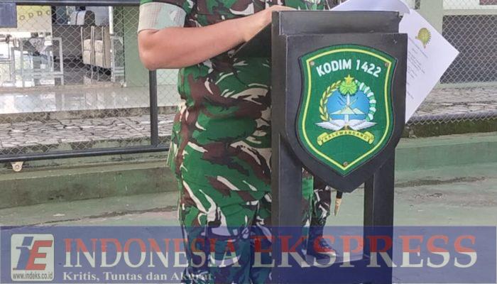 Dandim 1422/Maros Pimpin Kenaikan Pangkat 15 Personel, Tekankan Profesionalitas dan Loyalitas