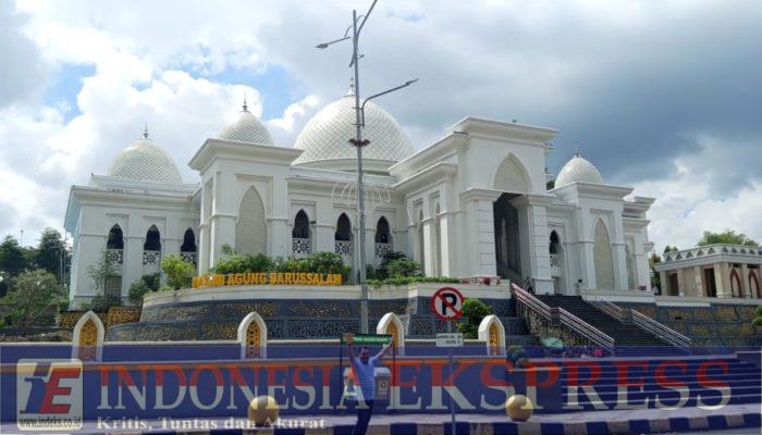 Pasca Penertiban PKL, Kawasan Masjid Raya Darussalam Soppeng Kini Lebih Tertata dan Nyaman