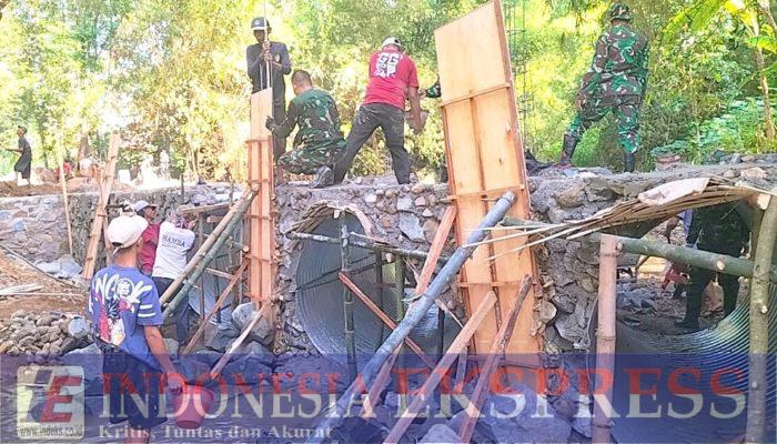 Jembatan Garuda Perkuat Kemanunggalan TNI-Rakyat, Semangat Gotong Royong Menggema di Bumi Reog