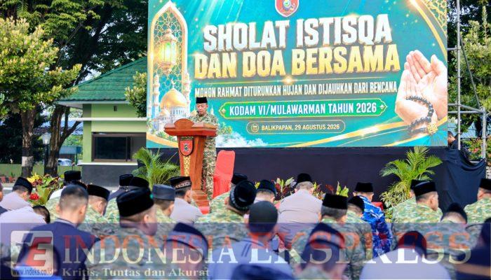 Tundukkan Kepala di Tengah Kemarau Panjang, 850 Prajurit dan Warga Balikpapan Gelar Shalat Istisqa