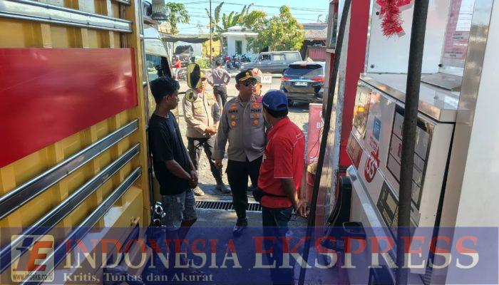 Respons Kelangkaan BBM, Kapolres Soppeng Turun Langsung Cek Tiga SPBU