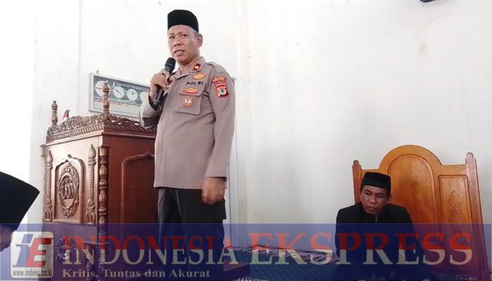 Perkuat Silaturahmi, Wakapolres Soppeng Sampaikan Pesan Kamtibmas di Masjid Al-Aqsa