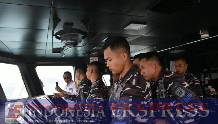 TNI Intensifkan Pencarian Lima Jurnalis di Selat Sunda, Dua Pelampung Ditemukan