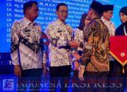 Soppeng Berjaya di Kancah Nasional : Bupati Suwardi Haseng Terima Dwija Praja Nugraha