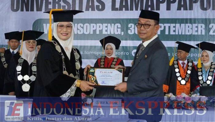 Suwardi Haseng Ungkap Kesepakatan Rahasia dengan Andi Mapparemma, 447 Wisudawan Unipol Riuh