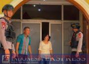 Jaga Kekhusyukan Ibadah, Brimob Bone Gelar Patroli Kamtibmas di Sejumlah Tempat Ibadah Nasrani